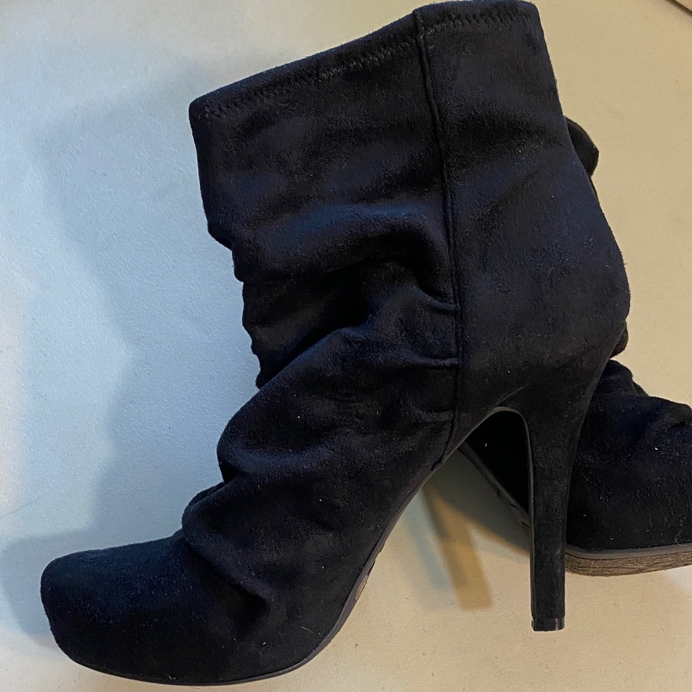 BCBGeneration Black Slouchy Suede Ankle Boots - Picture 4 of 6